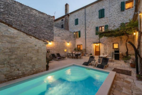 Rustikale Villa Sanvincenti Mit Eigenem Pool